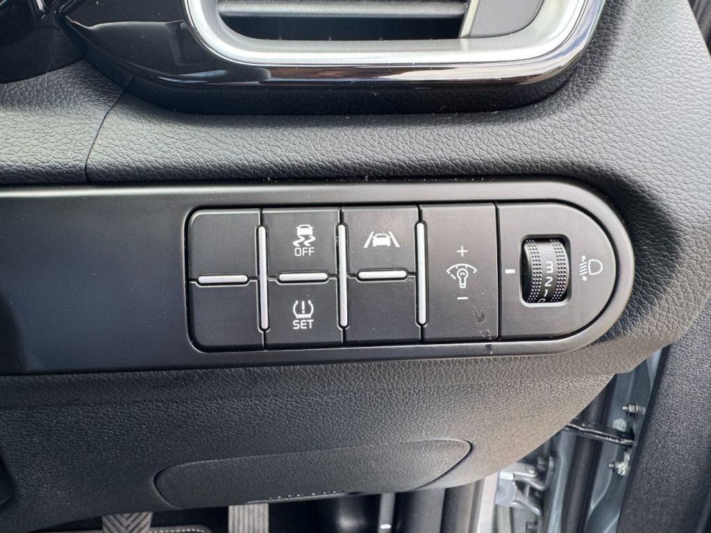 Used Kia XCeed 2024 for sale - 76840441: Photo 30