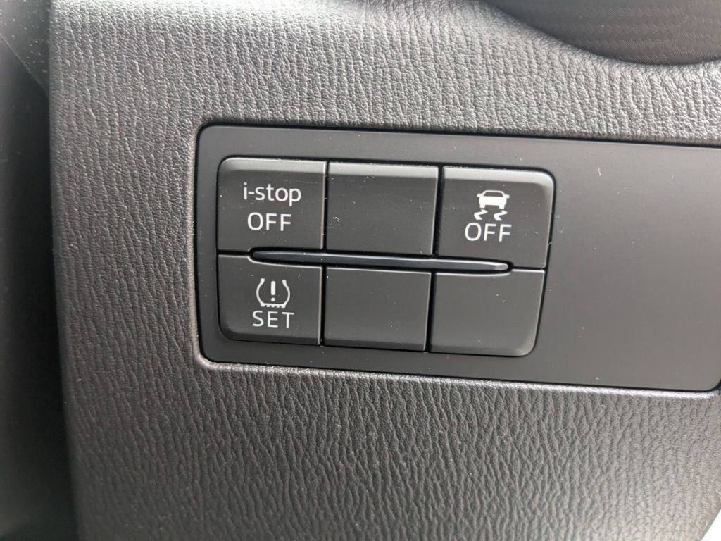 Used Mazda Mazda2 2022 for sale - 77830307: Photo 23