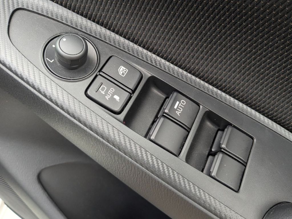 Used Mazda Mazda2 2022 for sale - 77830307: Photo 24