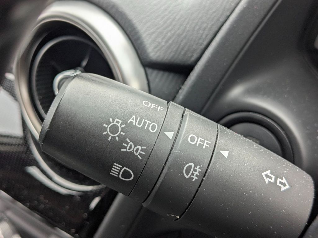 Used Mazda Mazda2 2022 for sale - 77830307: Photo 33