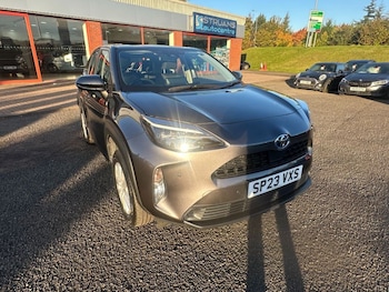 Used Toyota Yaris Cross 2023 for sale - 76840476: Photo