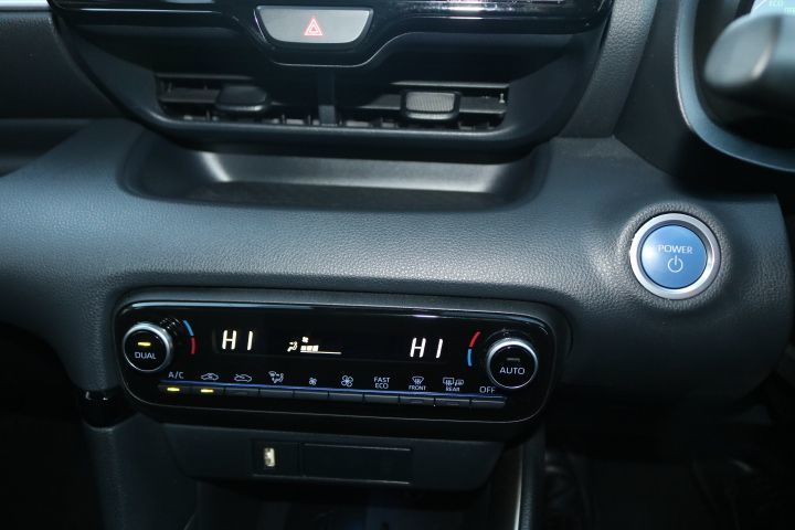 Used Mazda Mazda2 HYBRID 2023 for sale - 76840486: Photo 25