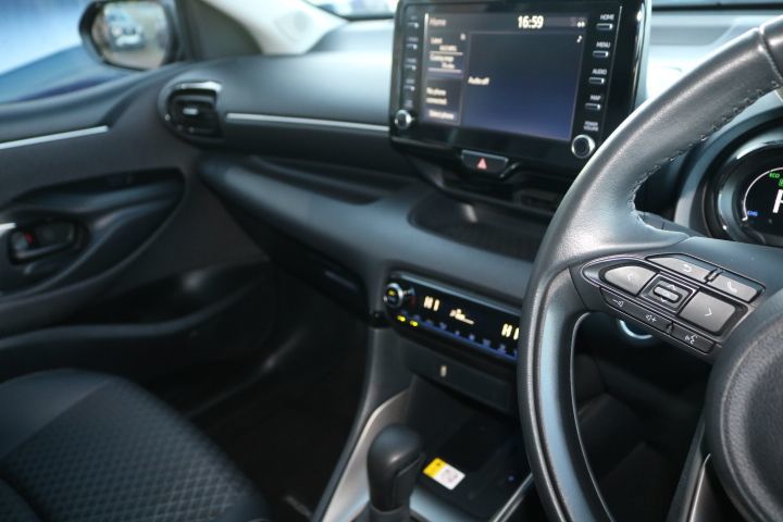 Used Mazda Mazda2 HYBRID 2023 for sale - 76840486: Photo 26