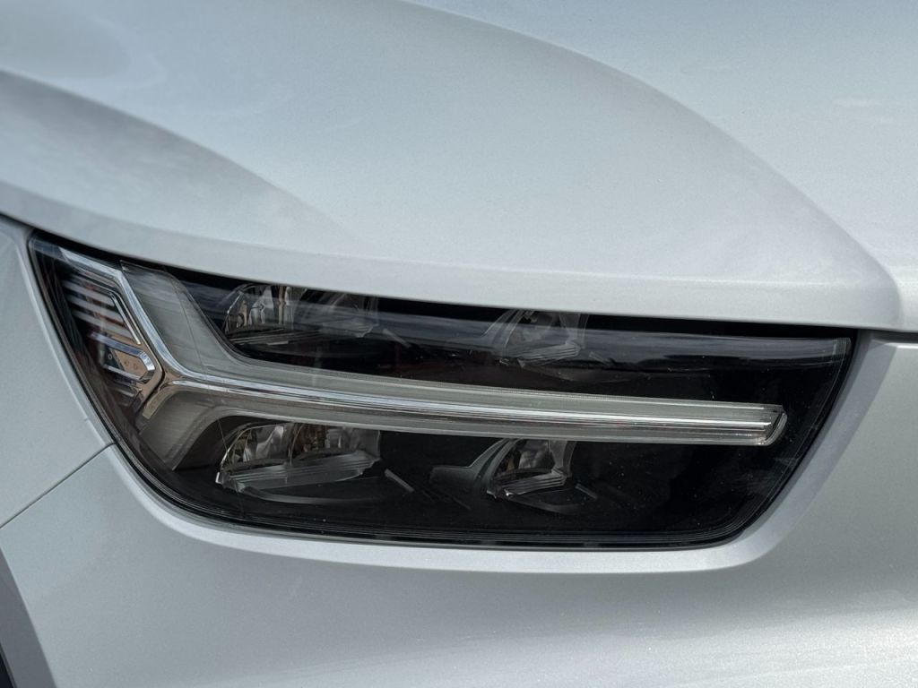 Used Volvo XC40 2020 for sale - 76840477: Photo 12