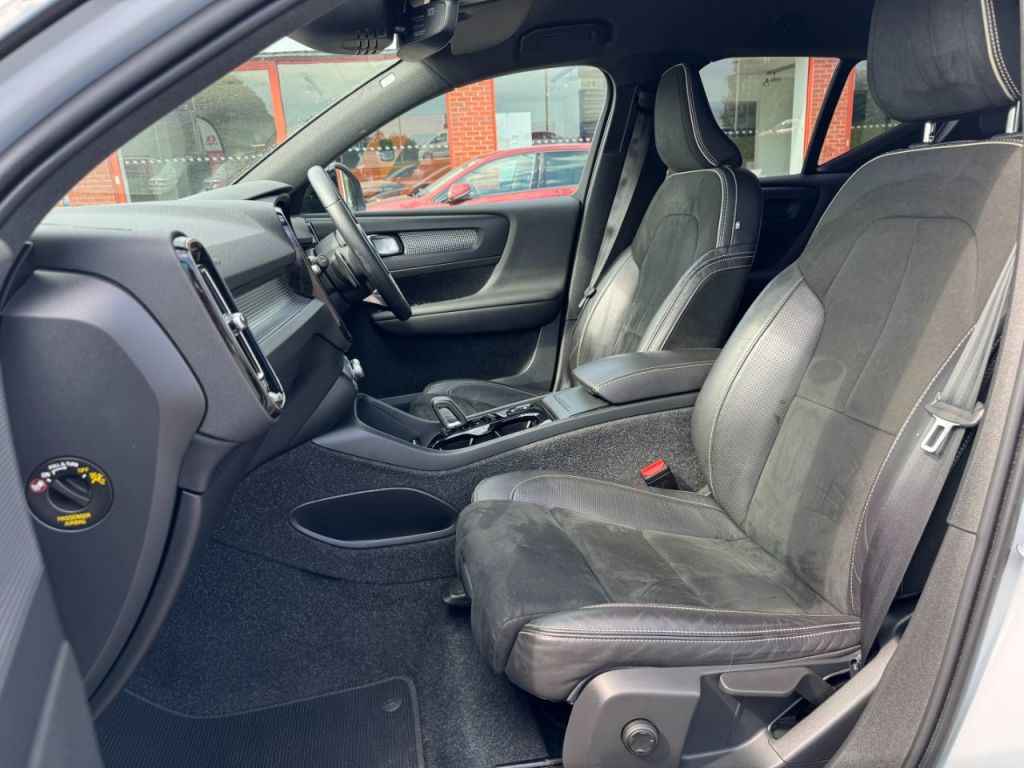 Used Volvo XC40 2020 for sale - 76840477: Photo 38