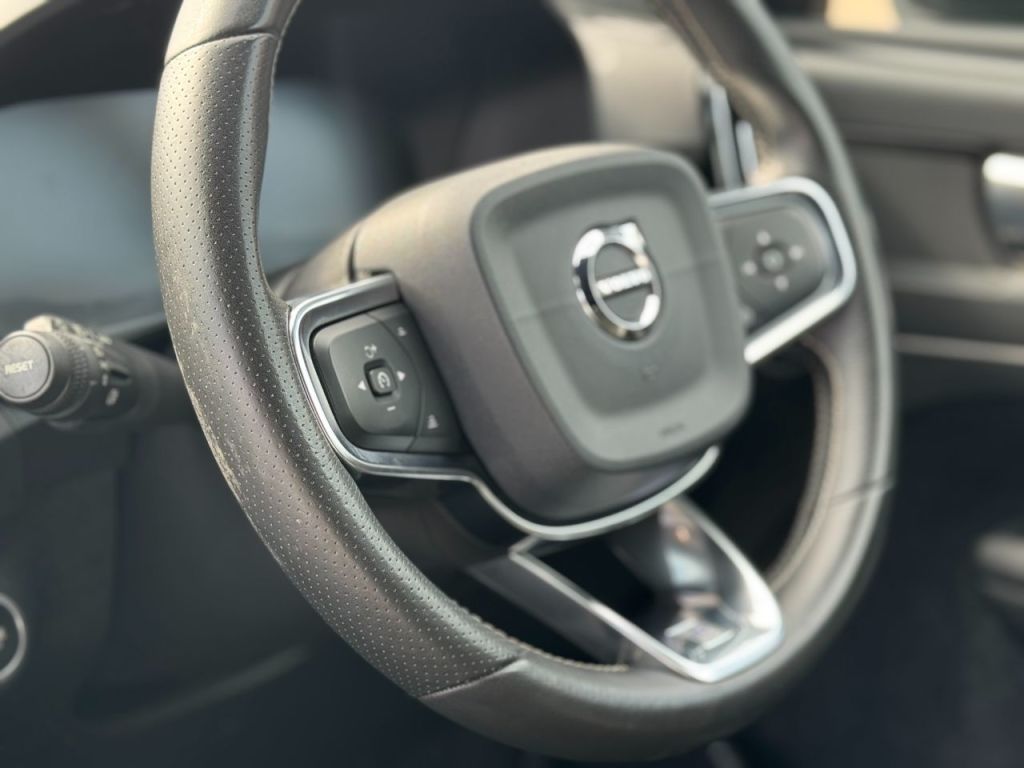 Used Volvo XC40 2020 for sale - 76840477: Photo 44