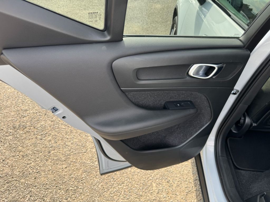 Used Volvo XC40 2020 for sale - 76840477: Photo 51