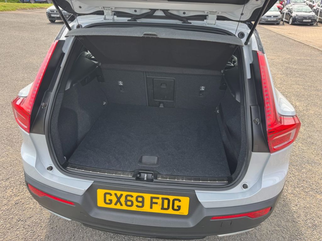 Used Volvo XC40 2020 for sale - 76840477: Photo 52