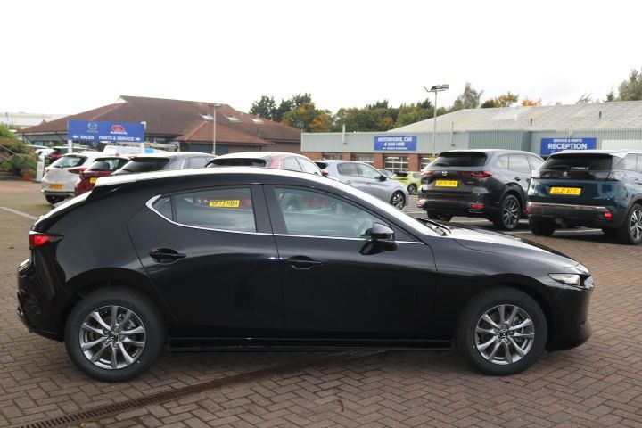 Used Mazda Mazda3 2025 for sale - 76840417: Photo 8