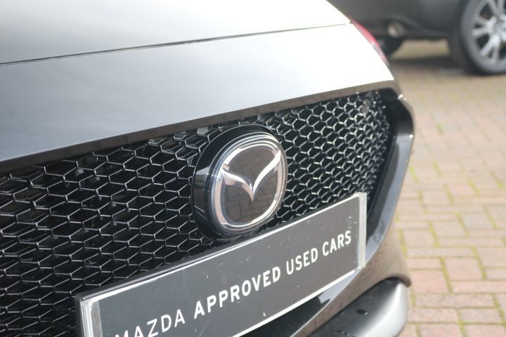 Used Mazda Mazda3 2025 for sale - 76840417: Photo 9