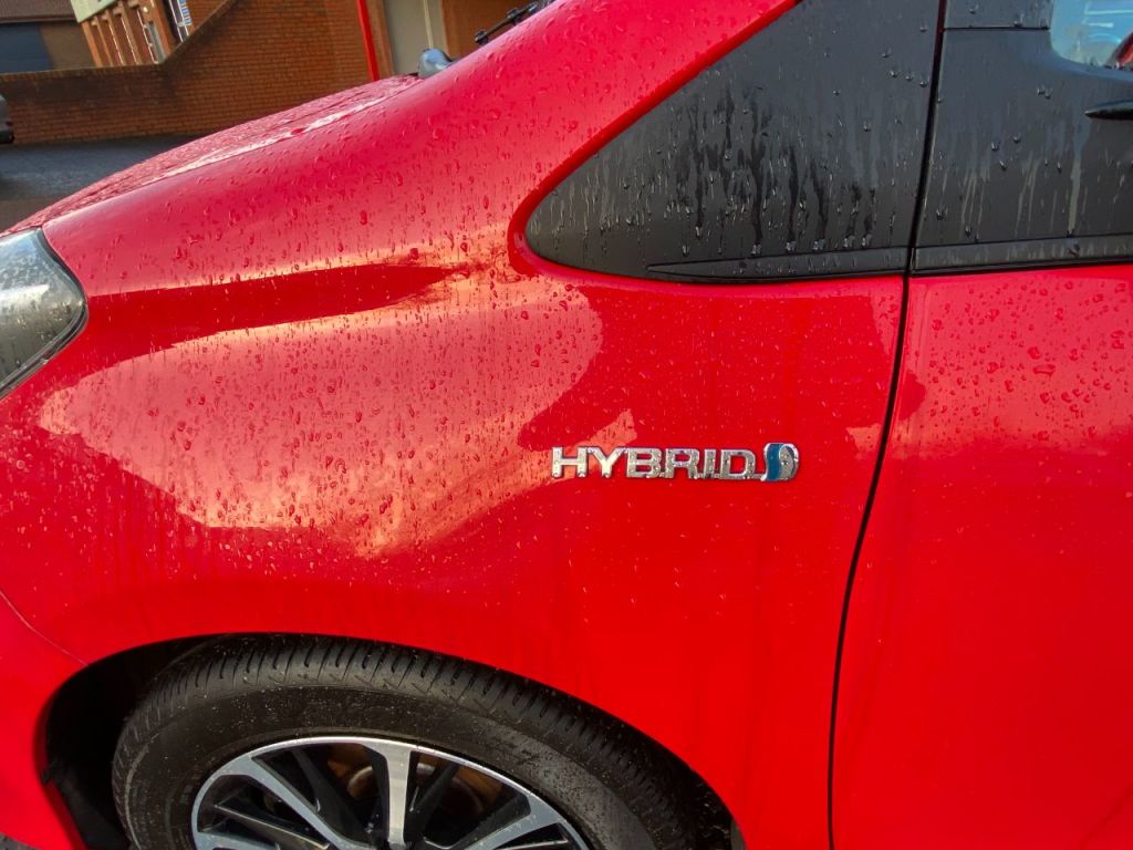 Used Toyota Yaris 2018 for sale - 77026457: Photo 12