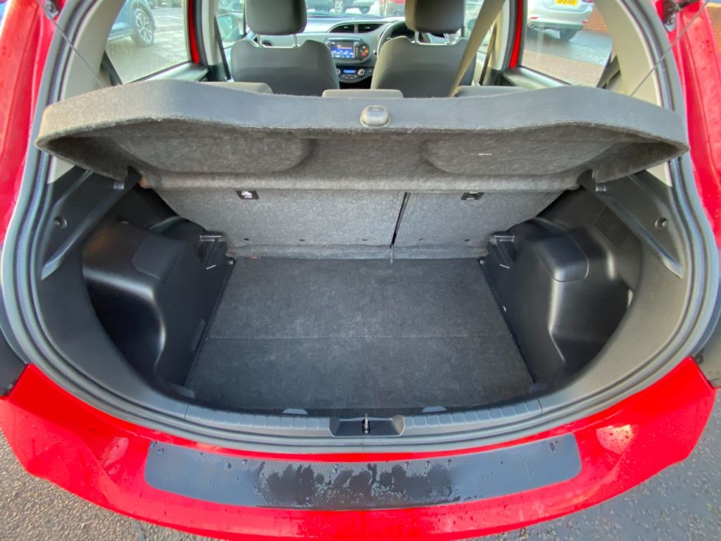 Used Toyota Yaris 2018 for sale - 77026457: Photo 19