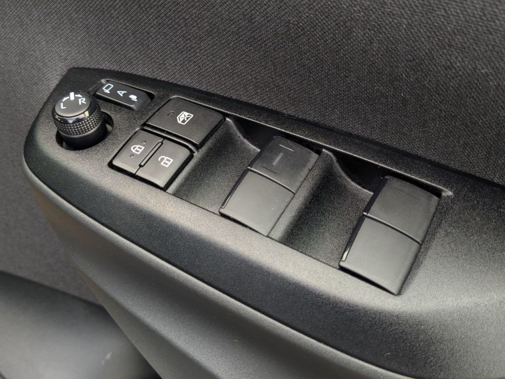 Used Mazda Mazda2 HYBRID 2025 for sale - 76840520: Photo 24