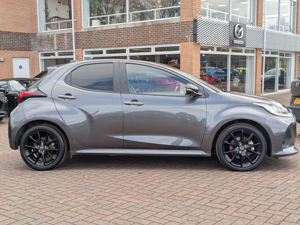 Used Mazda Mazda2 HYBRID 2025 for sale - 76840520: Photo 3