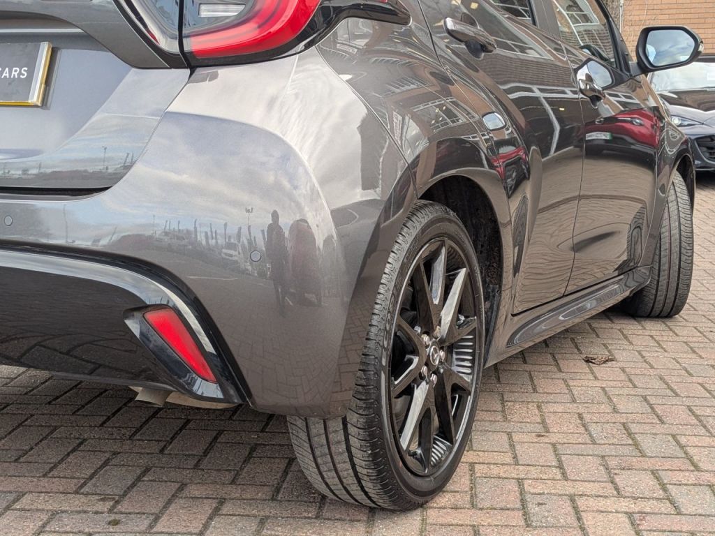 Used Mazda Mazda2 HYBRID 2025 for sale - 76840520: Photo 8