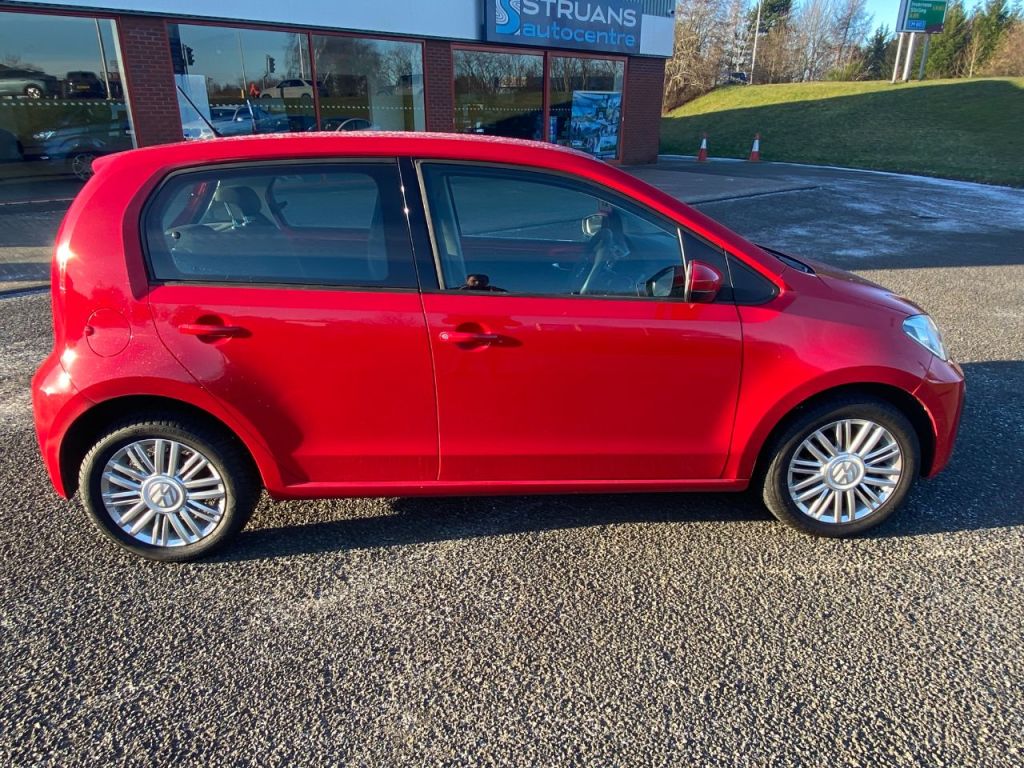 Used Volkswagen up! 2017 for sale - 76830480: Photo 2