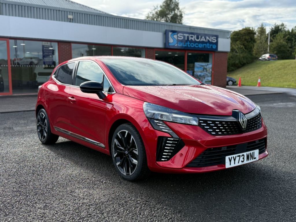 Used Renault Clio 2023 for sale - 76840429: Photo 1