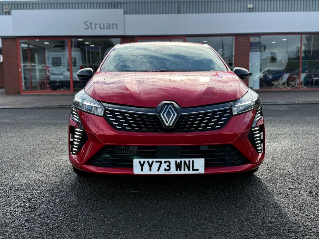 Used Renault Clio 2023 for sale - 76840429: Photo 2