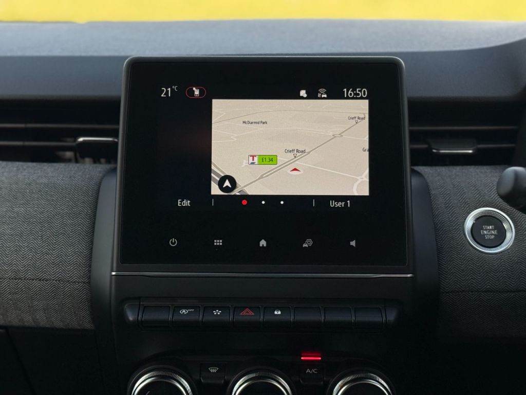 Used Renault Clio 2023 for sale - 76840429: Photo 25