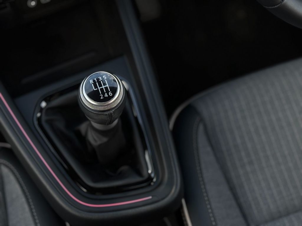 Used Renault Clio 2023 for sale - 76840429: Photo 28