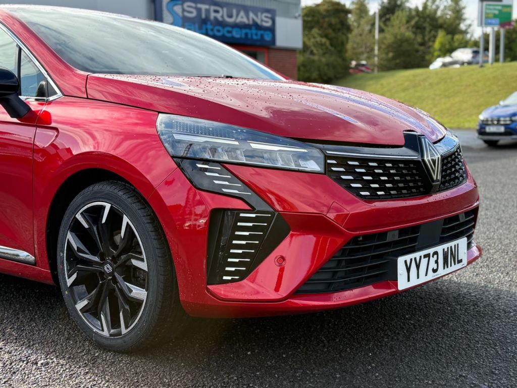 Used Renault Clio 2023 for sale - 76840429: Photo 9