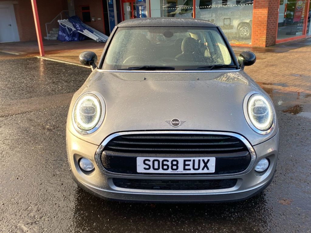 Used MINI Hatch 2018 for sale - 76840550: Photo 8