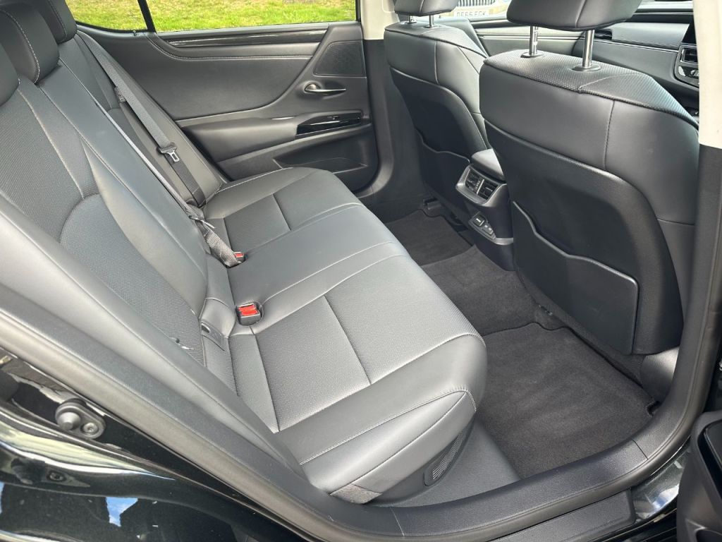 Used Lexus ES 2024 for sale - 76840457: Photo 18