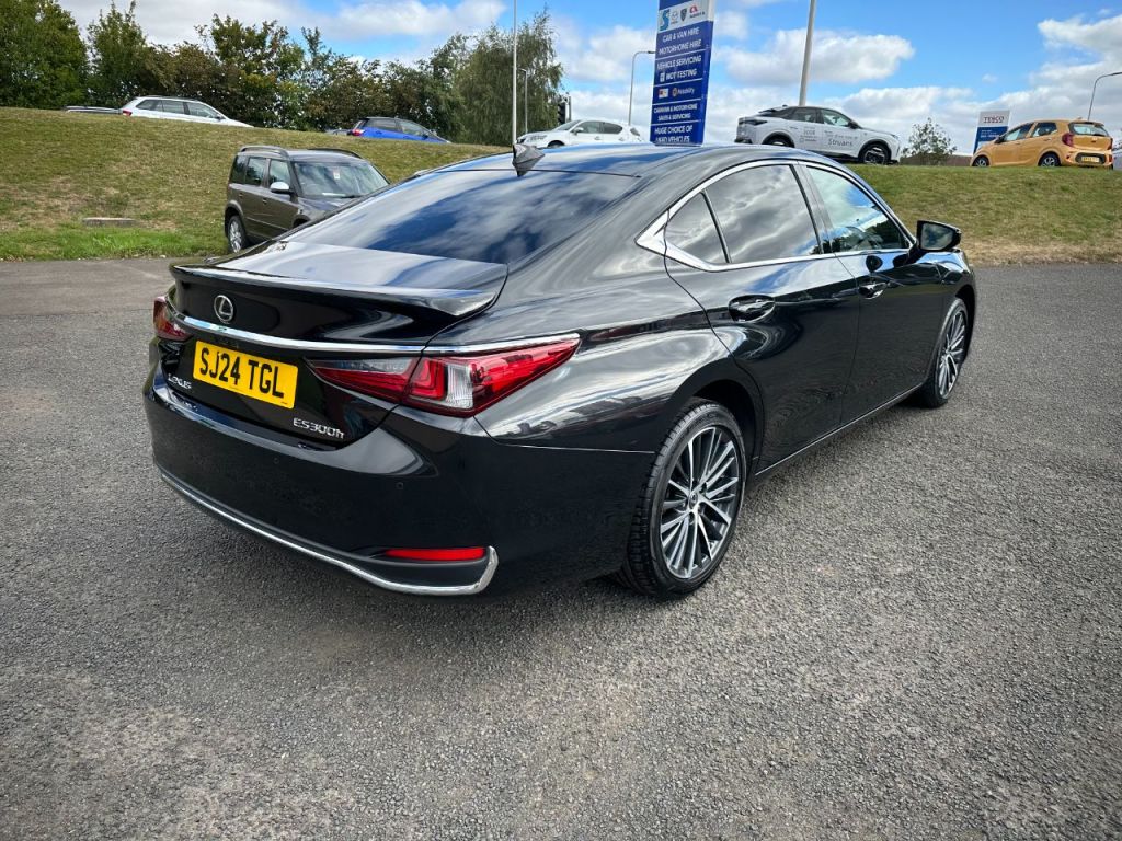 Used Lexus ES 2024 for sale - 76840457: Photo 3