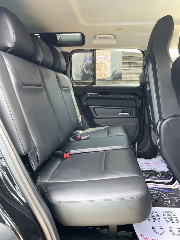 Used Land Rover Defender 110 2021 for sale - 75509808: Photo 11
