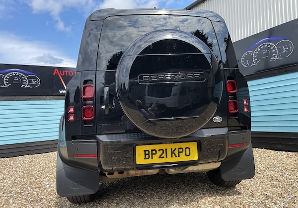 Used Land Rover Defender 110 2021 for sale - 75509808: Photo 34