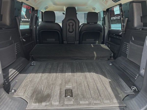 Used Land Rover Defender 110 2021 for sale - 75509808: Photo 37