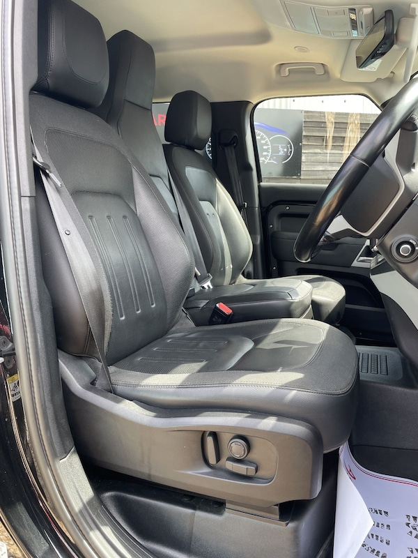 Used Land Rover Defender 110 2021 for sale - 75509808: Photo 6