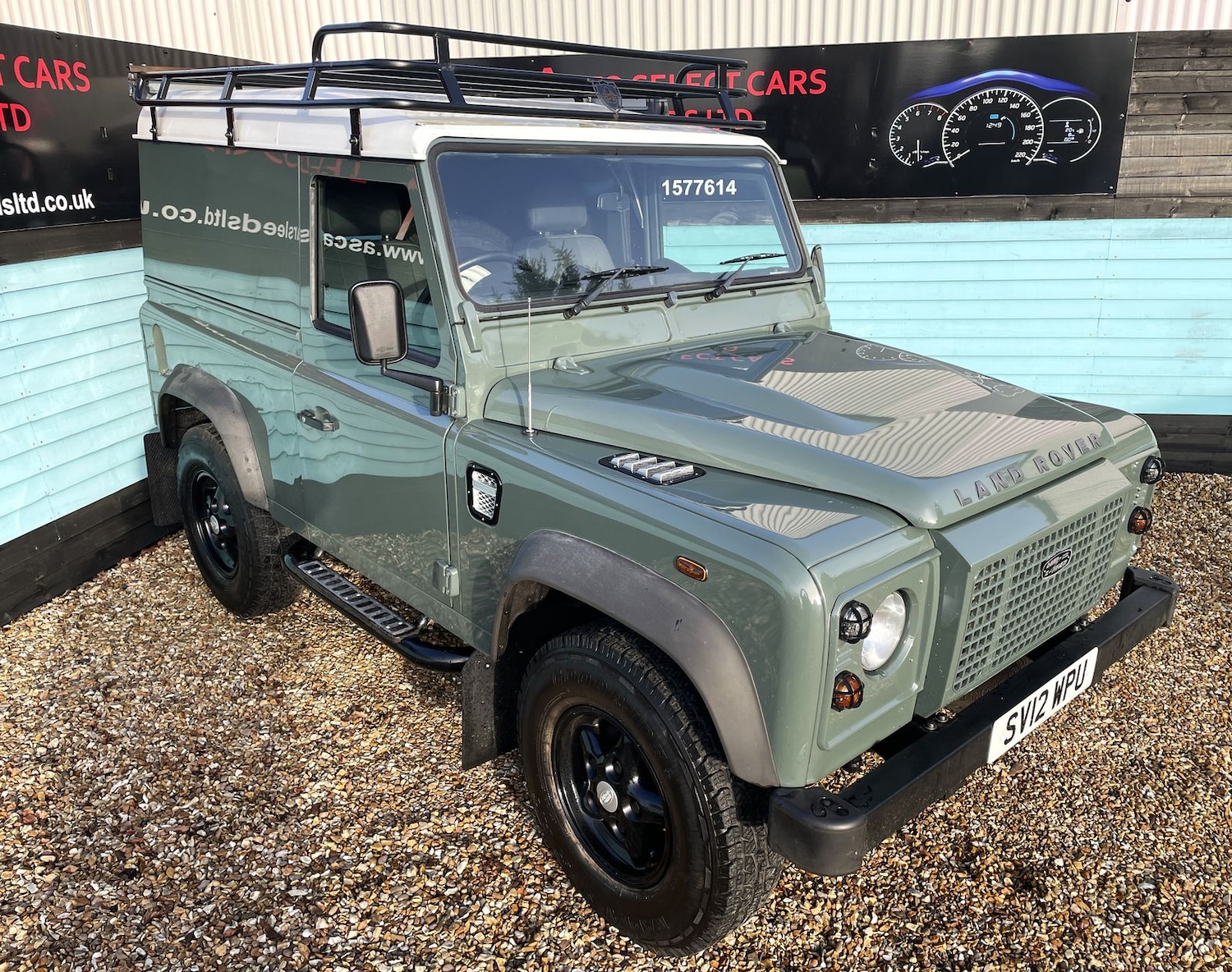 Used Land Rover Defender 2012 for sale - 77360692: Photo 1