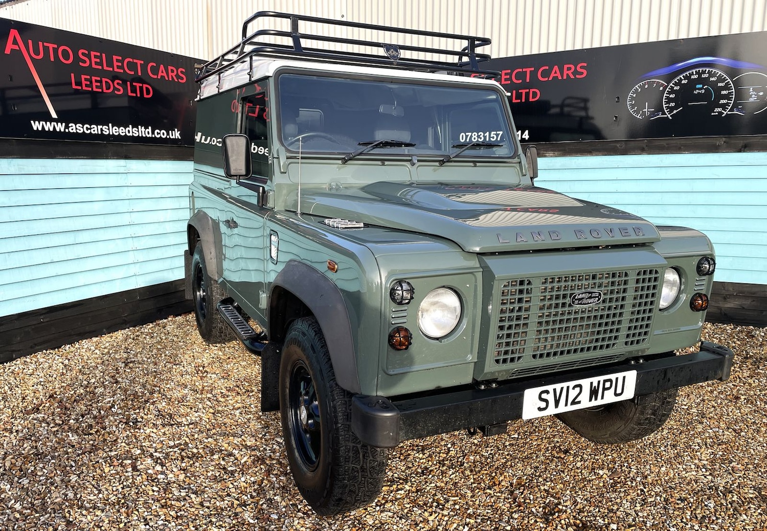 Used Land Rover Defender 2012 for sale - 77360692: Photo 2