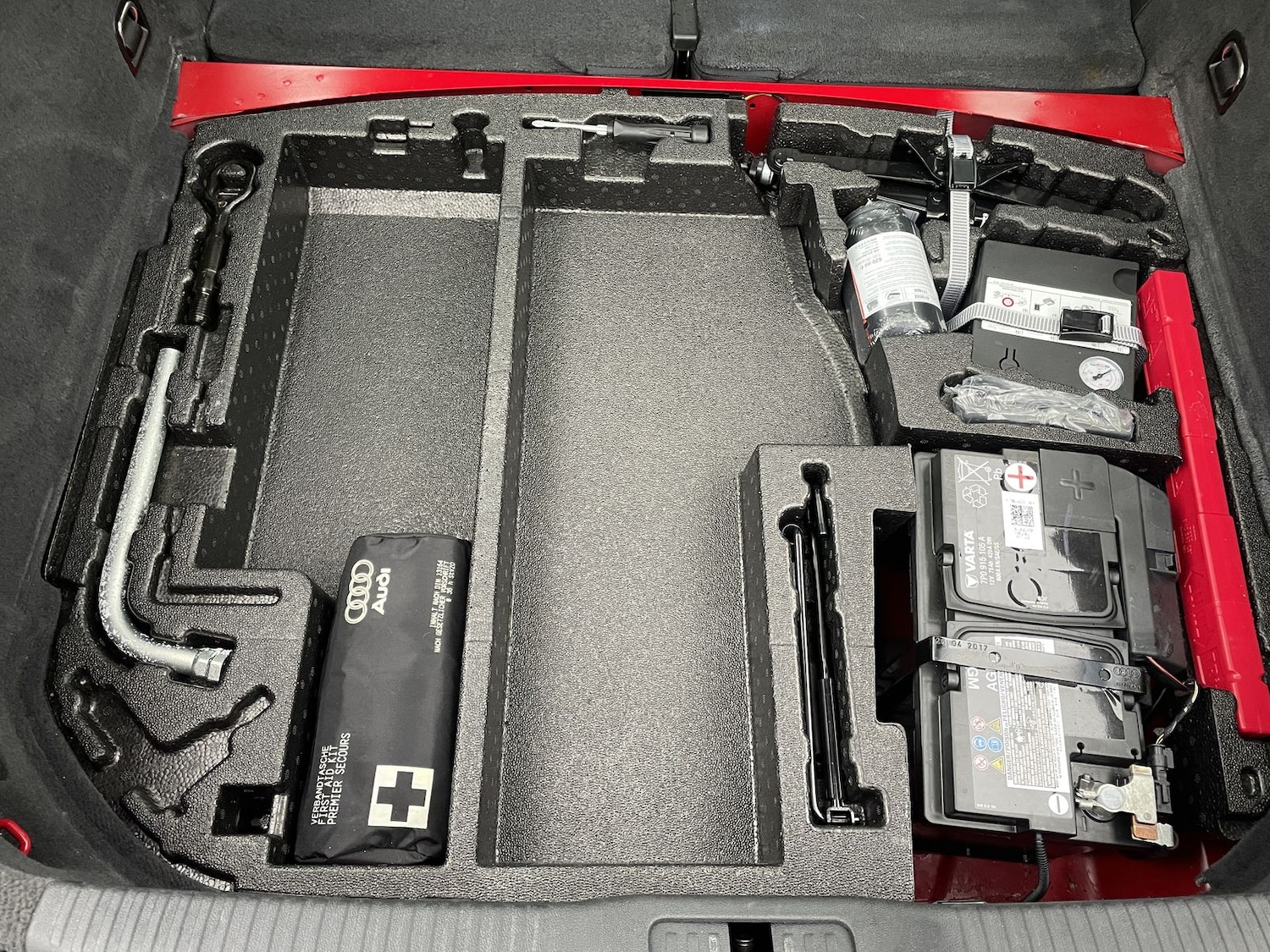 Used Audi TT 2017 for sale - 76731680: Photo 17