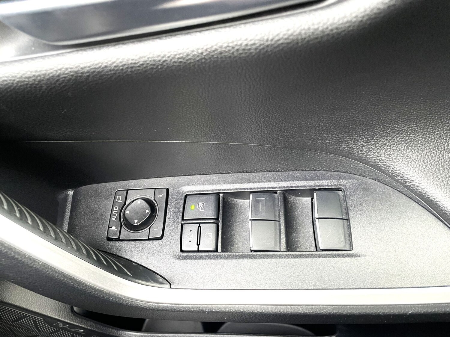 Used Toyota RAV4 2020 for sale - 77538728: Photo 44