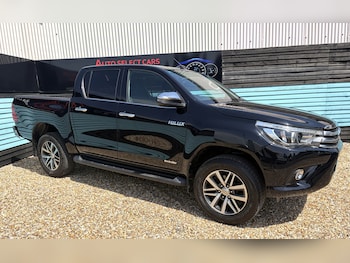 Used Toyota Hilux 2019 for sale - 79006261: Photo
