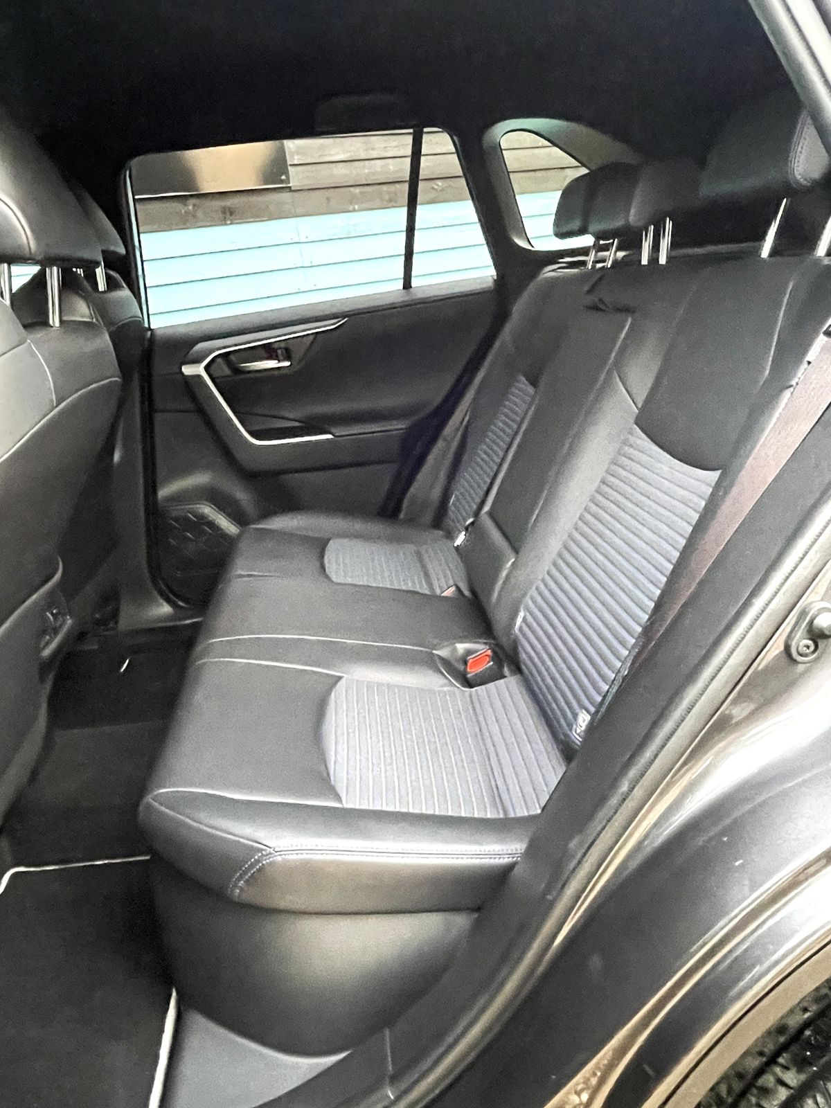 Used Toyota RAV4 2020 for sale - 76501213: Photo 12