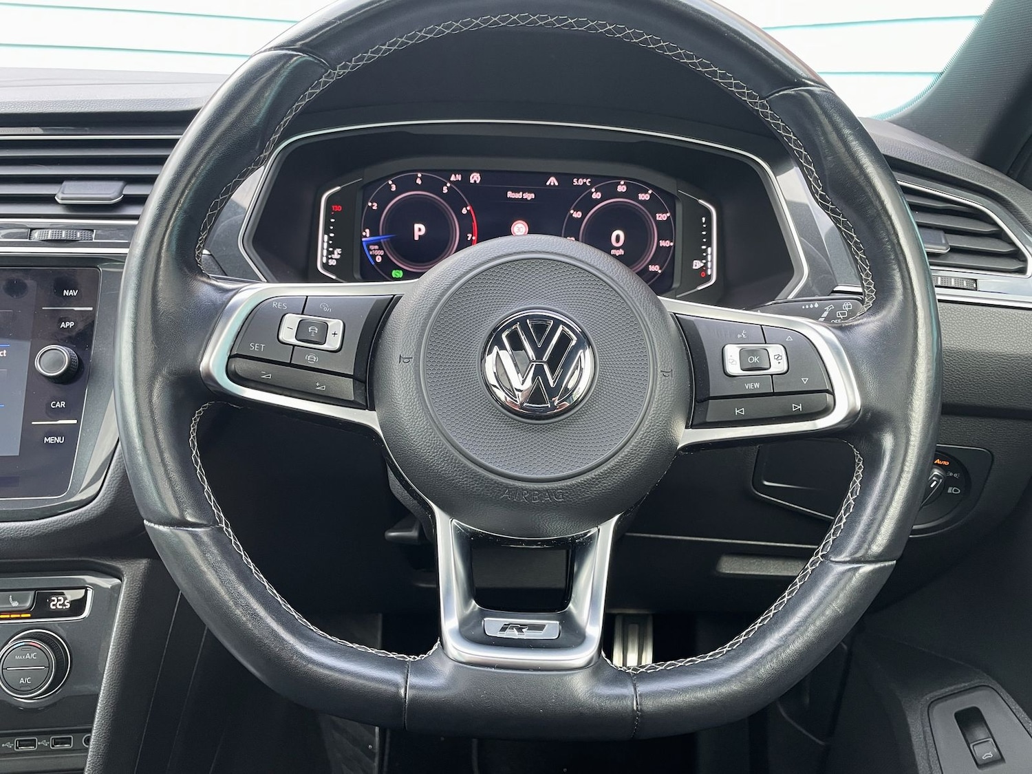 Used Volkswagen Tiguan 2019 for sale - 77538723: Photo 32