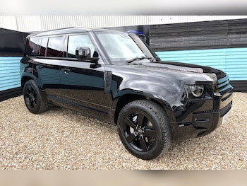 Used Land Rover Defender 110 2022 for sale - 78816023: Photo