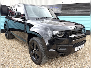 Used Land Rover Defender 110 2022 for sale - 78816023: Photo