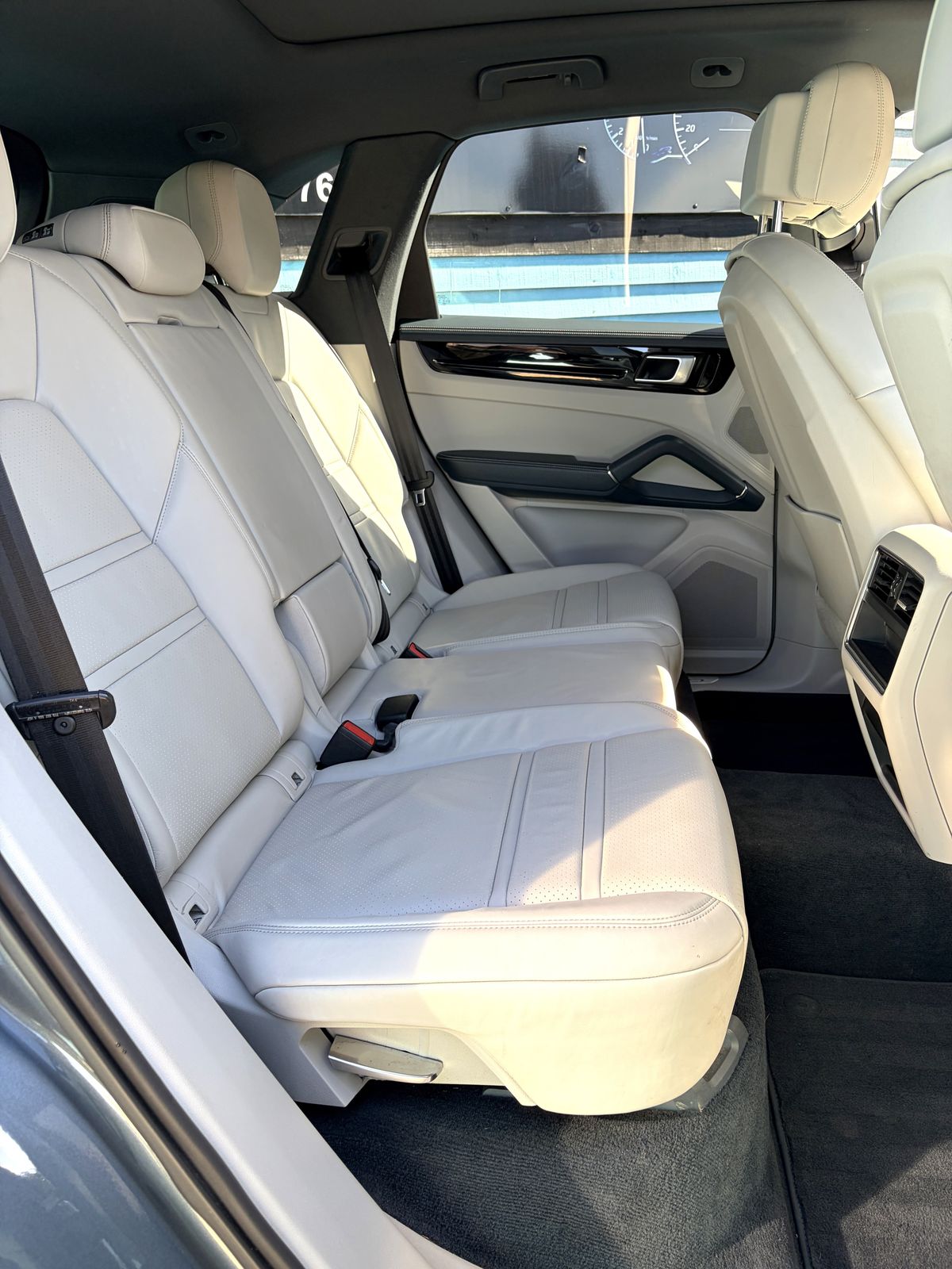 Used Porsche Cayenne 2019 for sale - 77927532: Photo 12