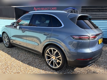 Used Porsche Cayenne 2019 for sale - 77927532: Photo