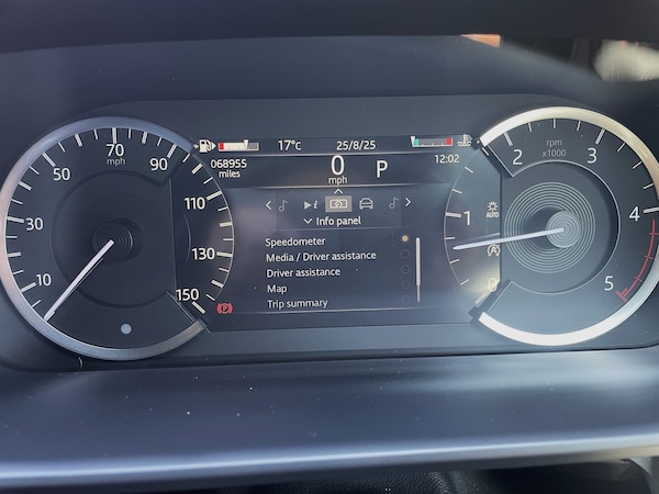 Used Land Rover Discovery 2022 for sale - 75522305: Photo 41