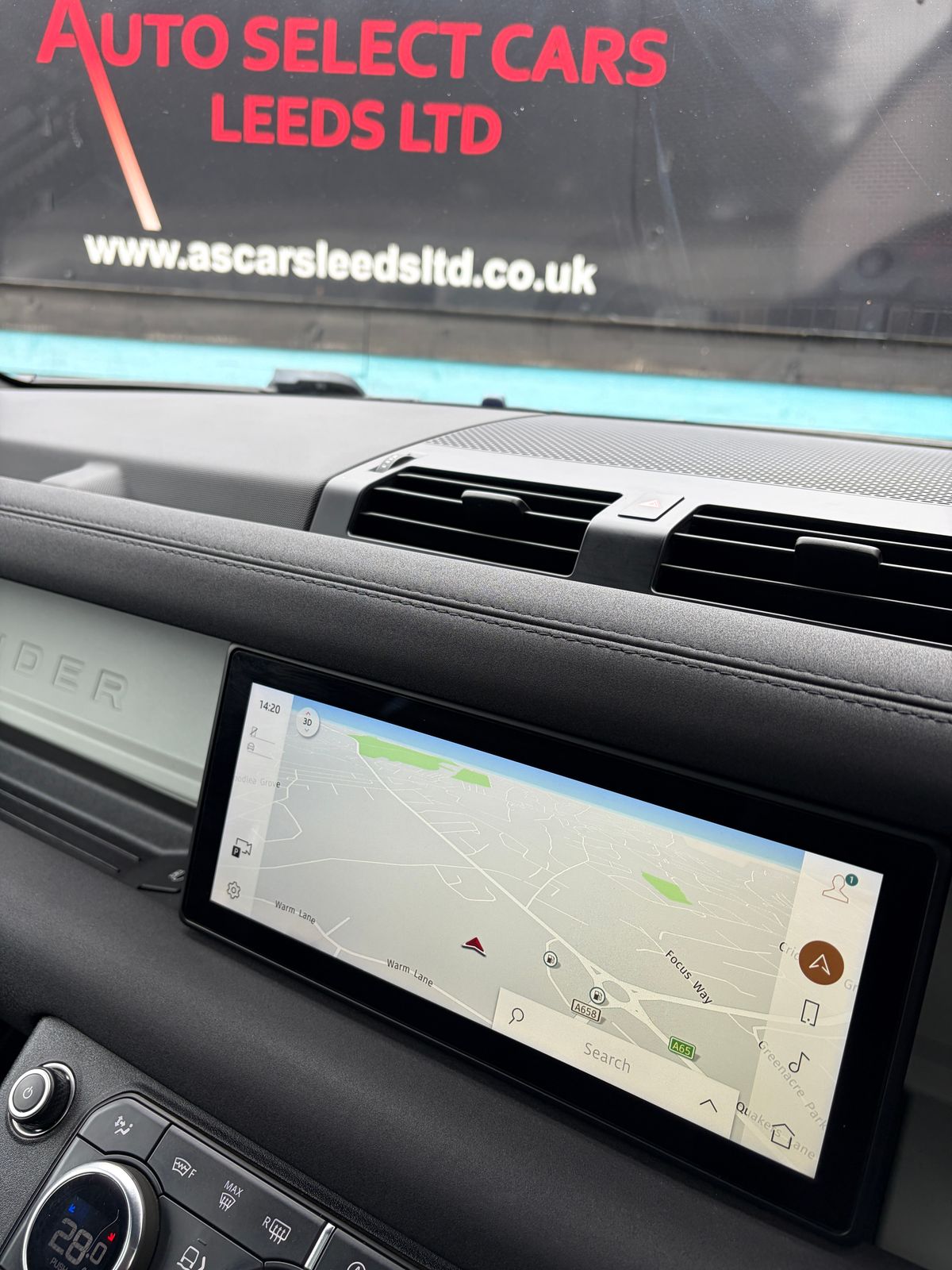 Used Land Rover Defender 2022 for sale - 78149975: Photo 34