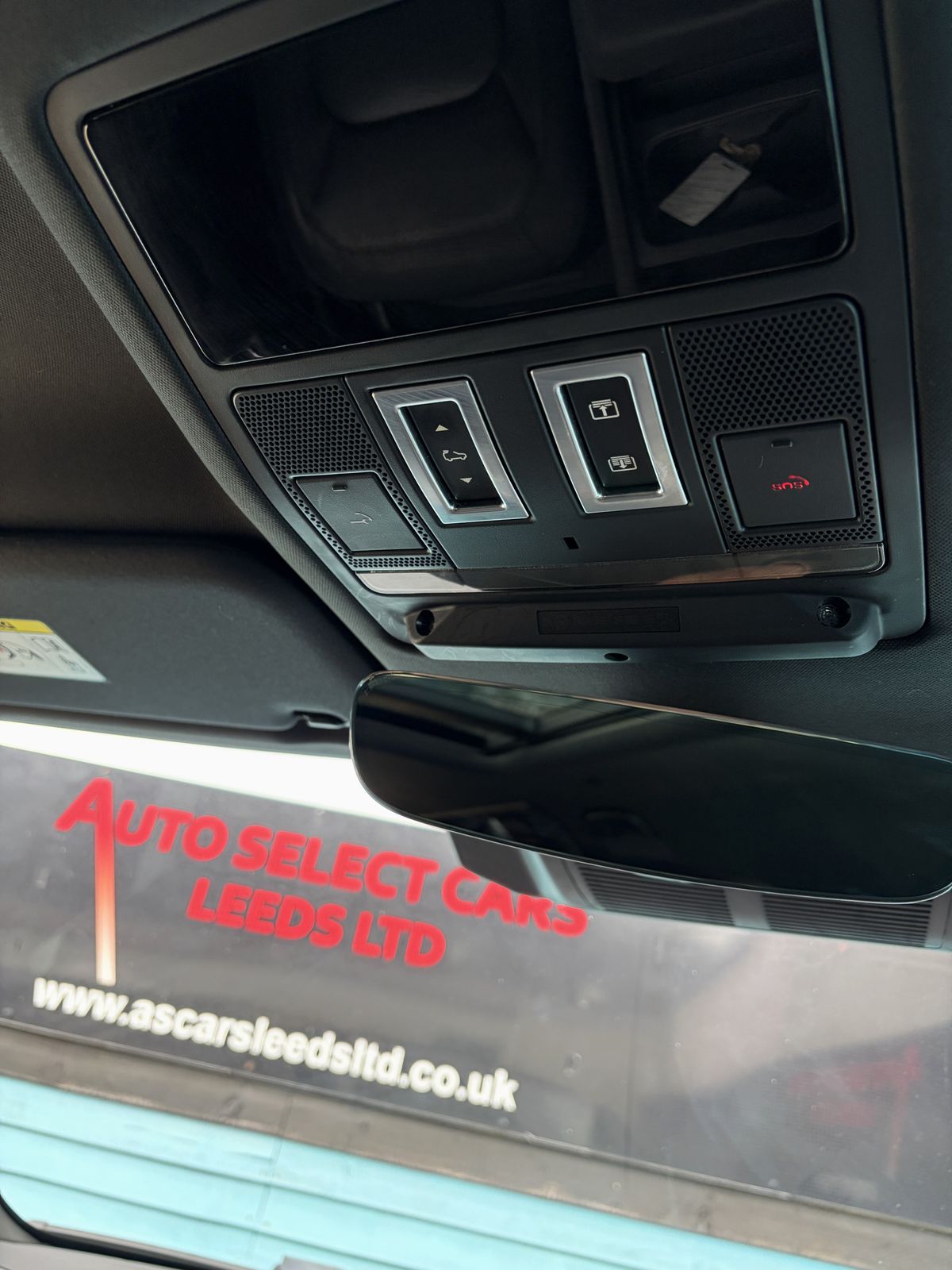 Used Land Rover Defender 2022 for sale - 78149975: Photo 44