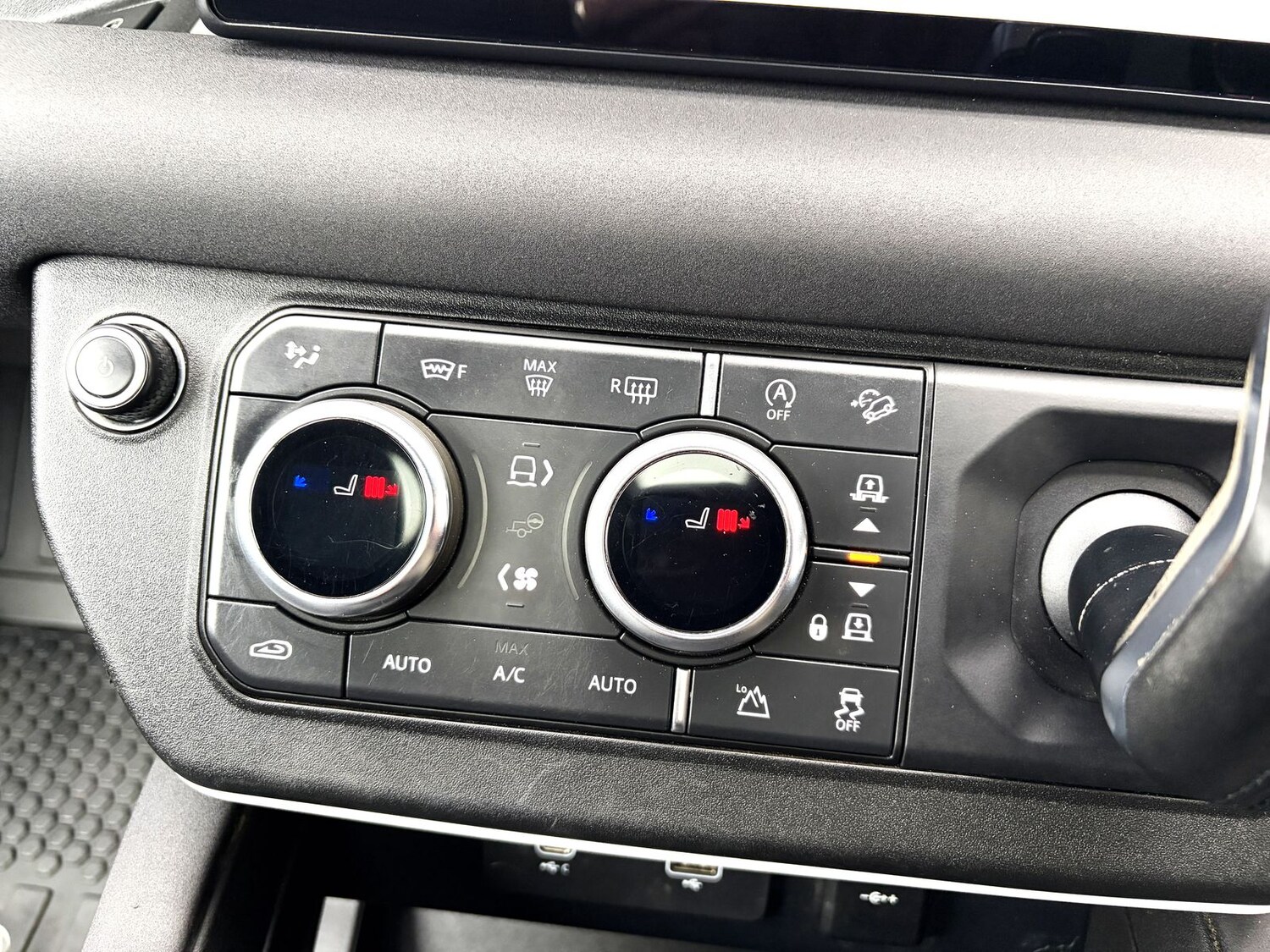 Used Land Rover Defender 2022 for sale - 78149975: Photo 48