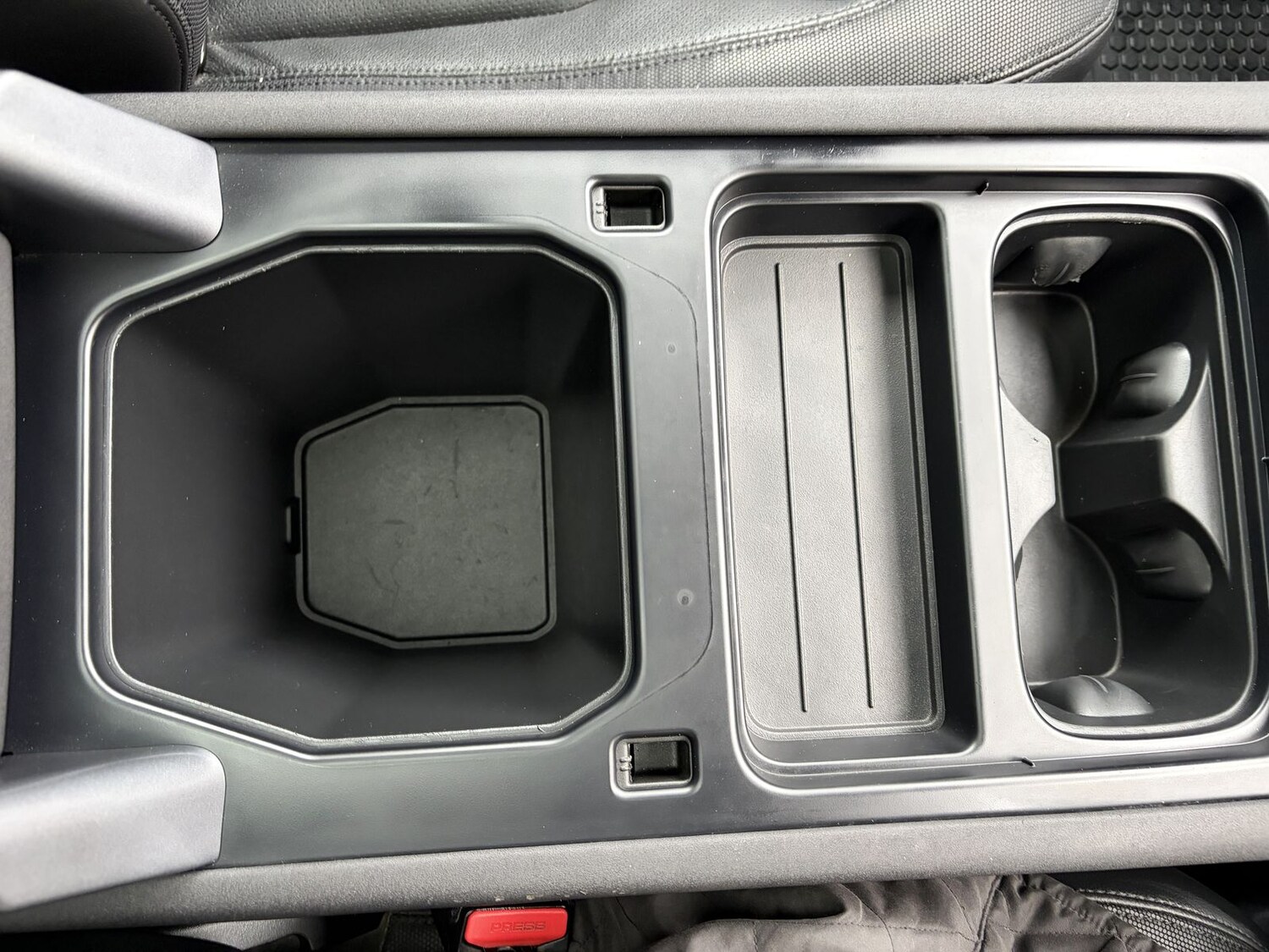 Used Land Rover Defender 2022 for sale - 78149975: Photo 50