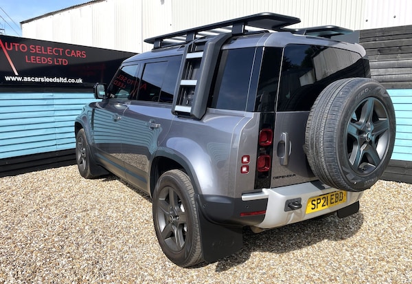 Used Land Rover Defender 110 2023 for sale - 75353059: Photo 16