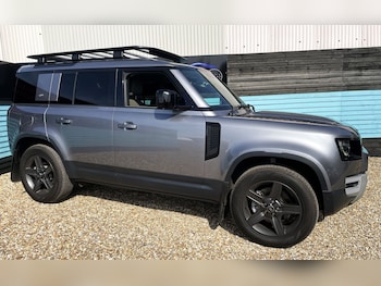 Used Land Rover Defender 110 2023 for sale - 75353059: Photo